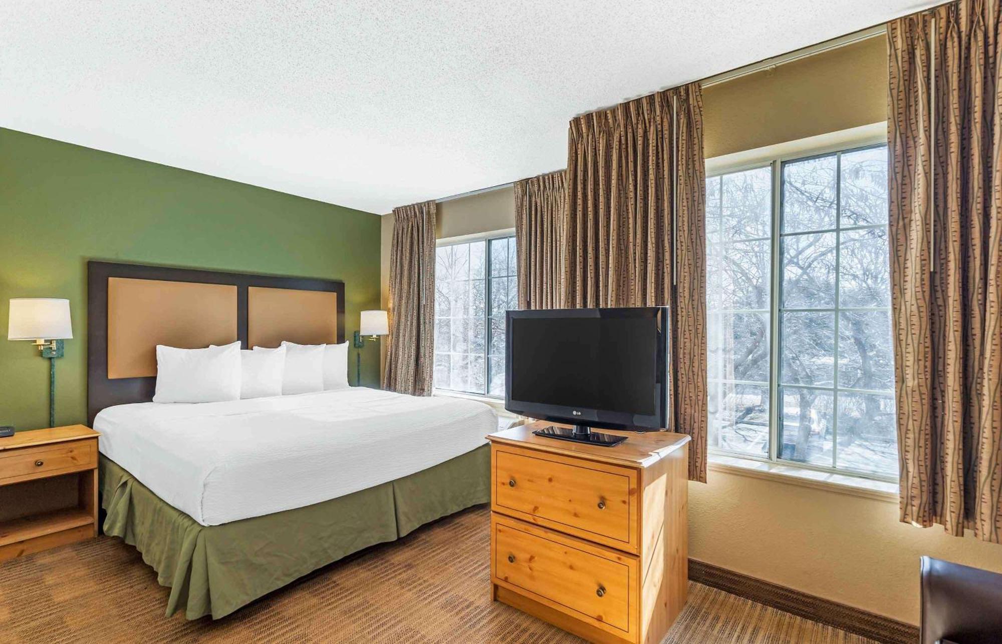 Extended Stay America Select Suites - Chicago - Naperville - East Eksteriør bilde