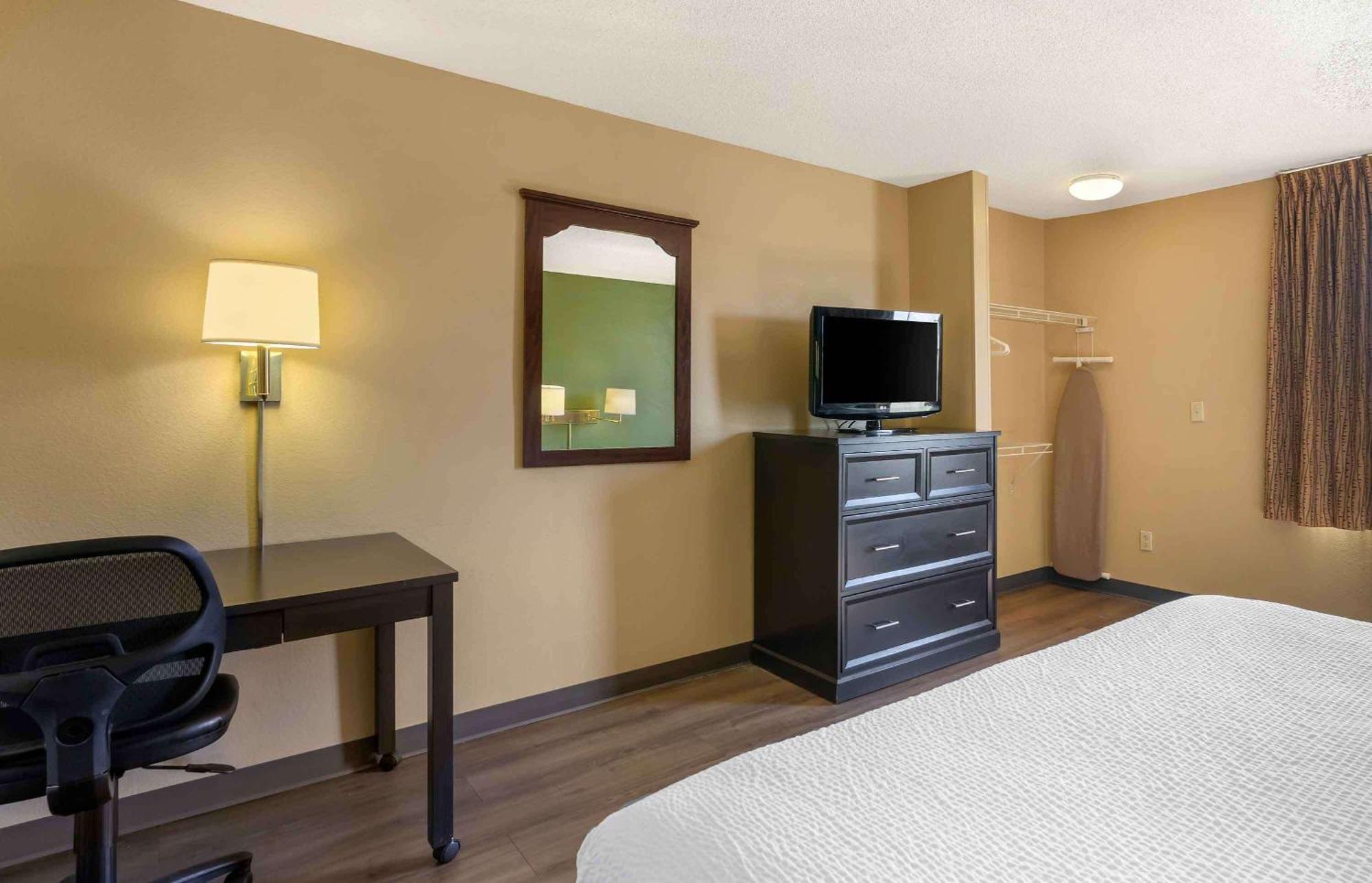 Extended Stay America Select Suites - Chicago - Naperville - East Eksteriør bilde